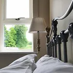 Andresna House Bed & Breakfast
