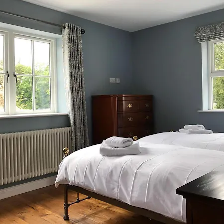 Andresna House Bed & Breakfast *