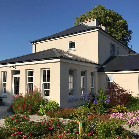 Andresna House Bed & Breakfast *