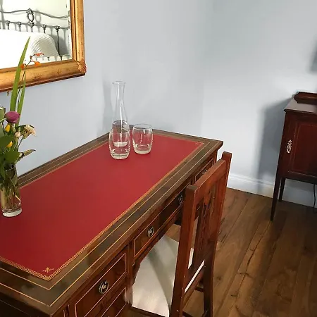 Andresna House Bed & Breakfast *